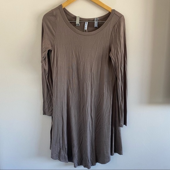 Dearcase Light Brown Long Sleeve Dress | Medium | NWT - Picture 1 of 3